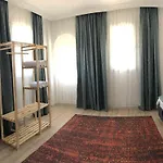 Asya Apartment *